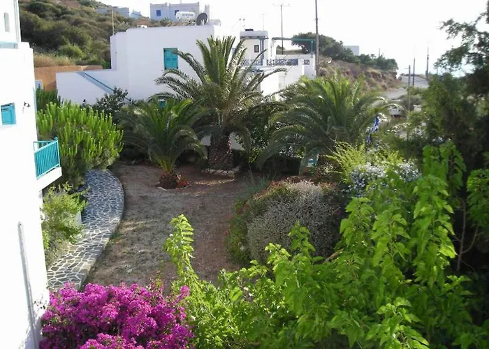 Gryspo's Aparthotel 3*