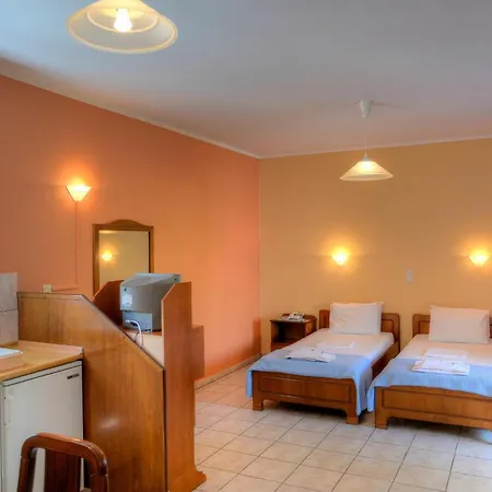 Apartahotel Gryspo's Egíali