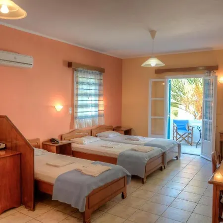 Gryspo's Apartahotel 3*