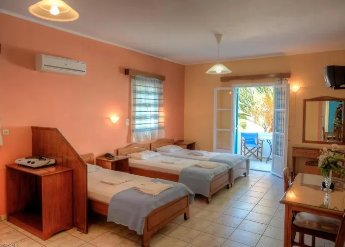 Gryspo's Aparthotel 3*